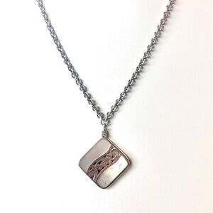 LOIS HILL Mother of Pearl Sterling Silver Cut Out Pendant Necklace Vintage